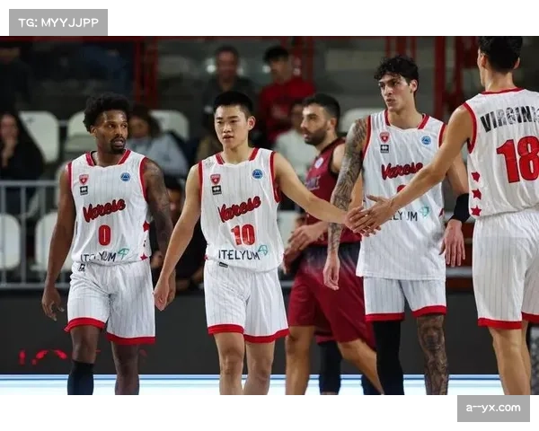 旧金山大学进攻篮板积极 对阵孟菲斯大学二次进攻得分